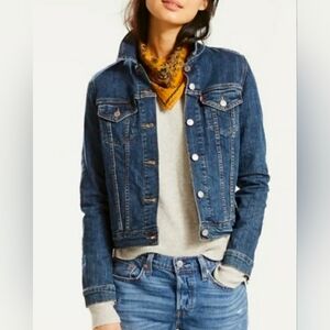 LEVI'S Women's Original Trucker Jacket Western Cut Small